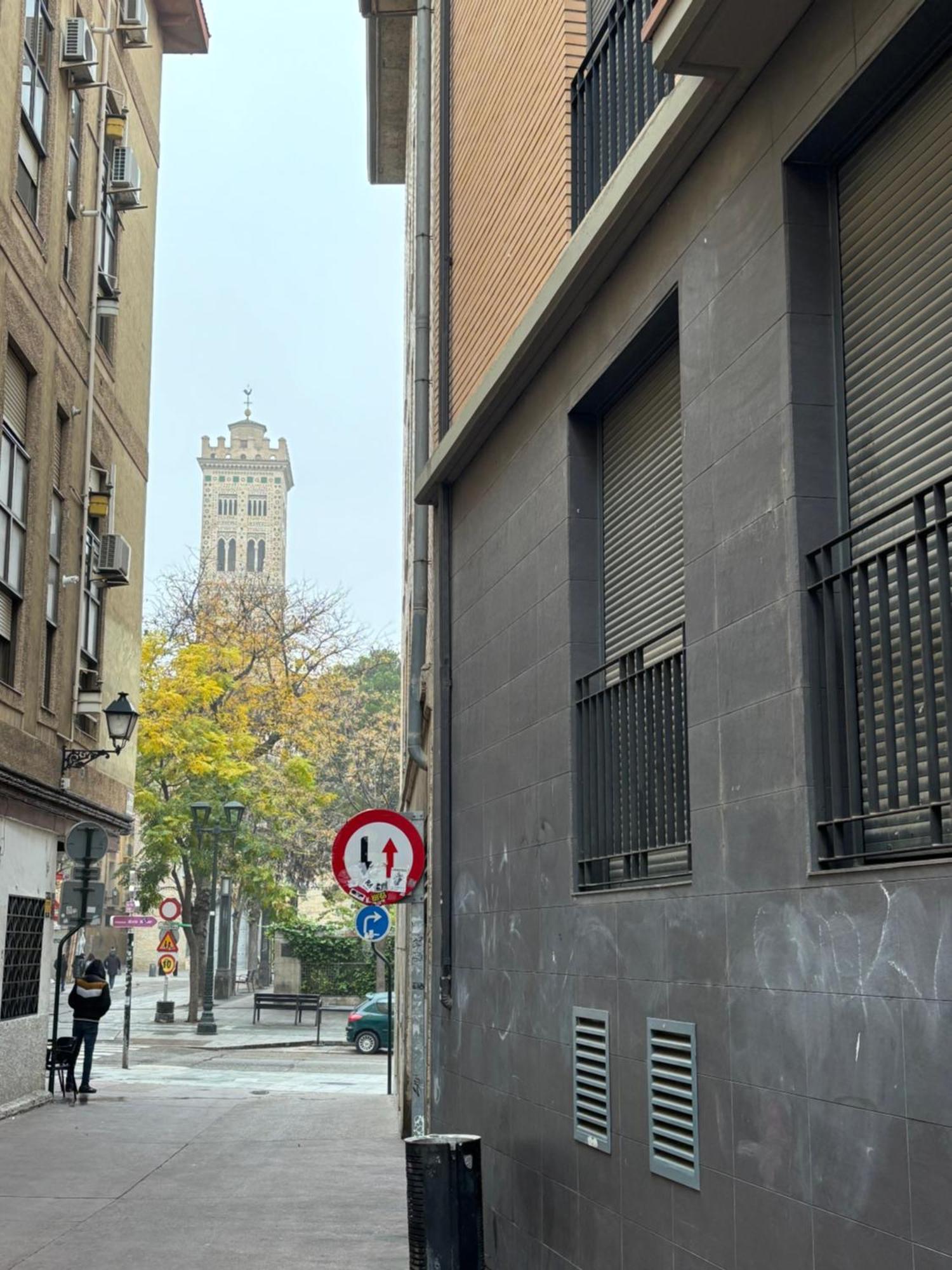 Torre Mudejar Apartment Zaragoza Exterior photo